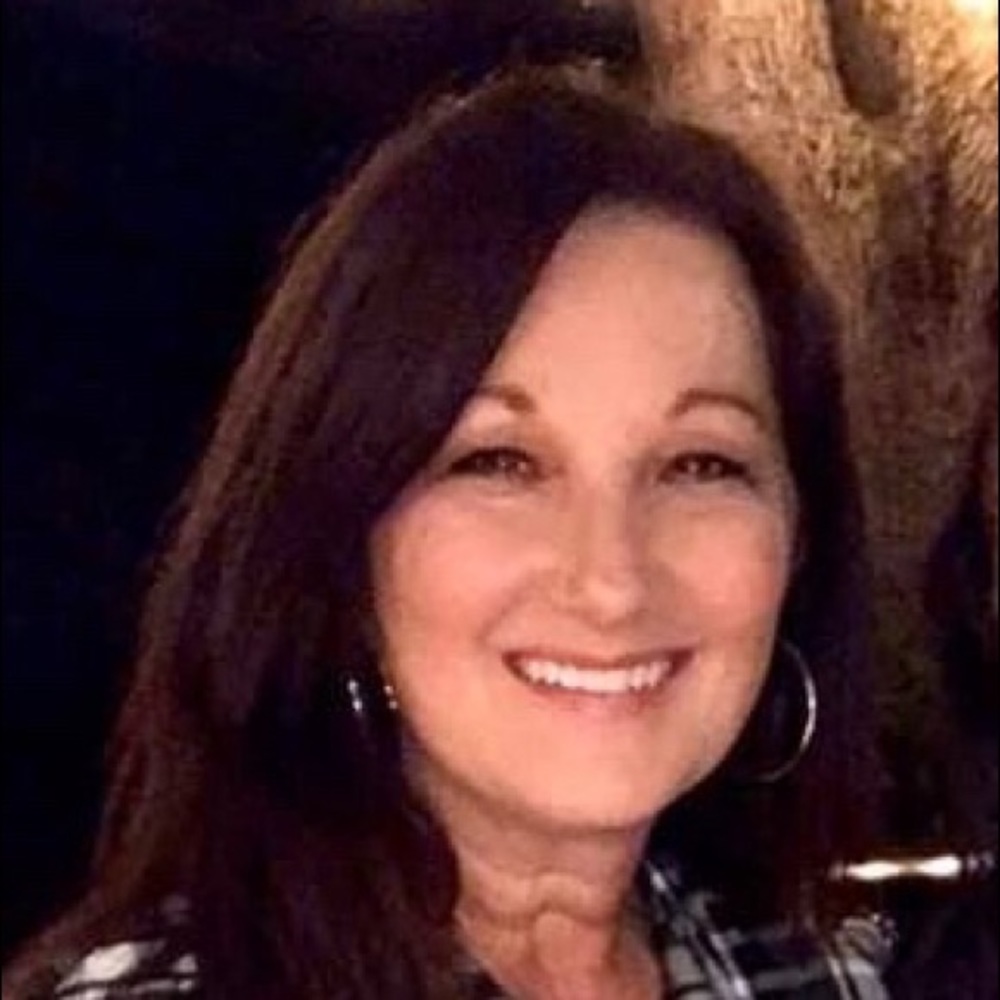 Meet your Posher, Debbie